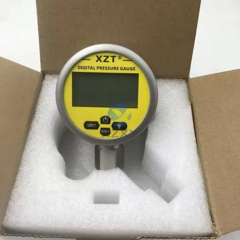 XZT 700BAR/10000PSI/70MPa (BSP1/4) Digital Pressure Gauge with Red Boot Protector 3.15