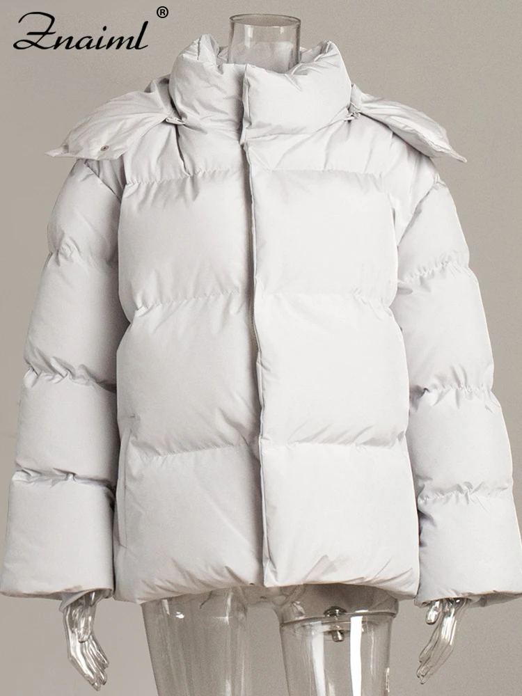 سترة Znaiml النسائية ذات المقاس النحيف مع قلنسوة موضة الخريف والشتاء الدفء من القطن والبوليستر بأكمام طويلة معطف دافئ ملابس الشارع في الهواء الطلق
