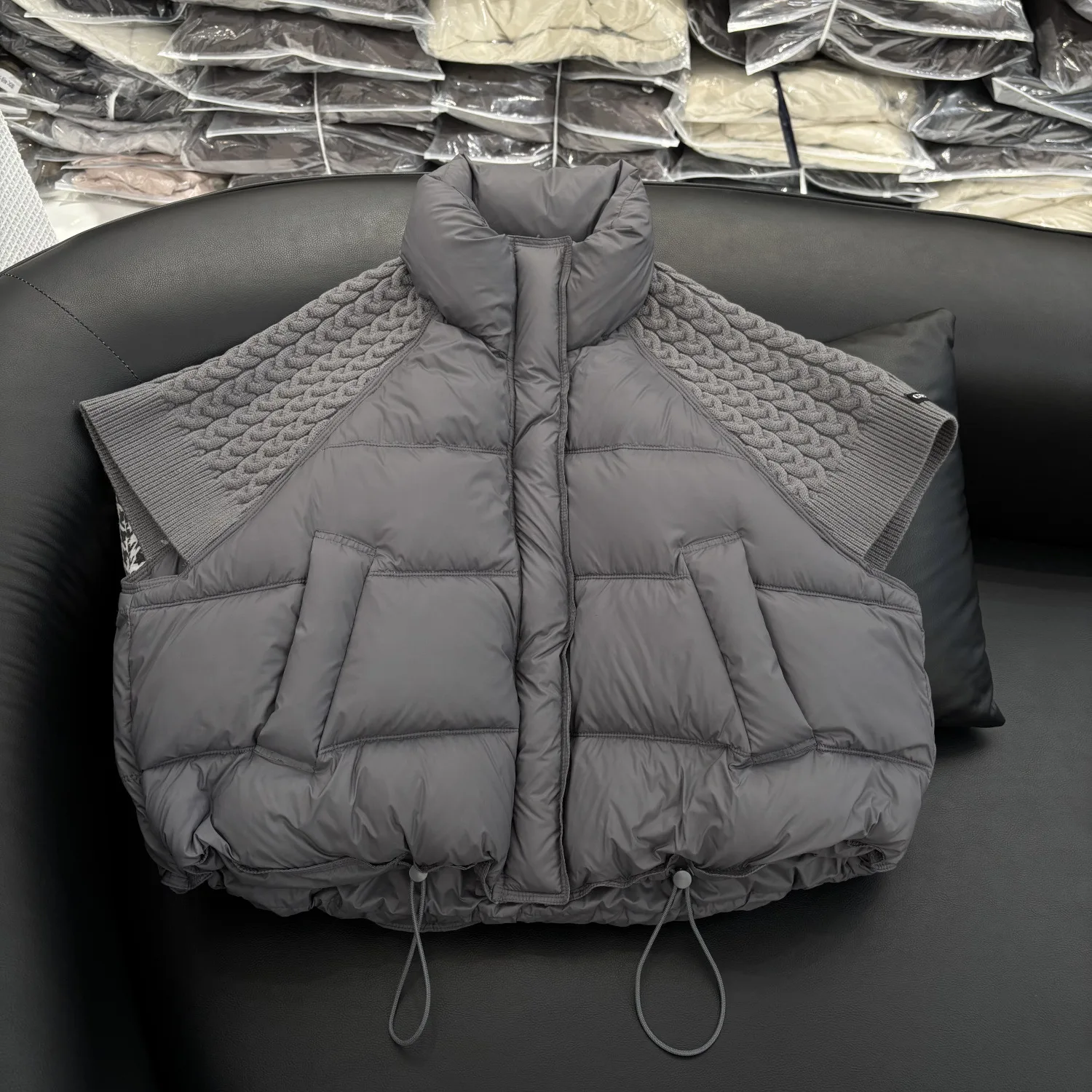 

Women's Turtleneck White Down Puffer Vest Lightweight Warm Waistcoat Female White Duck Down Coat Sleeveless Vest Jacket