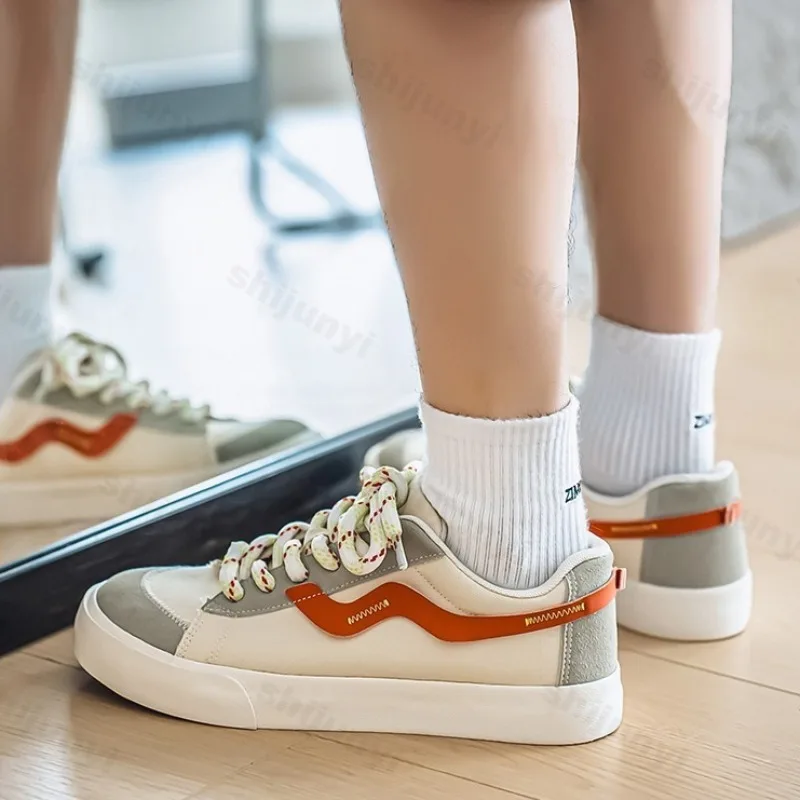 

2025 Spring Low Top Canvas Casual Shoes for Men Niche Design Breathable Sports Shoes Fashion Color Blocked Comfortable Sneakers