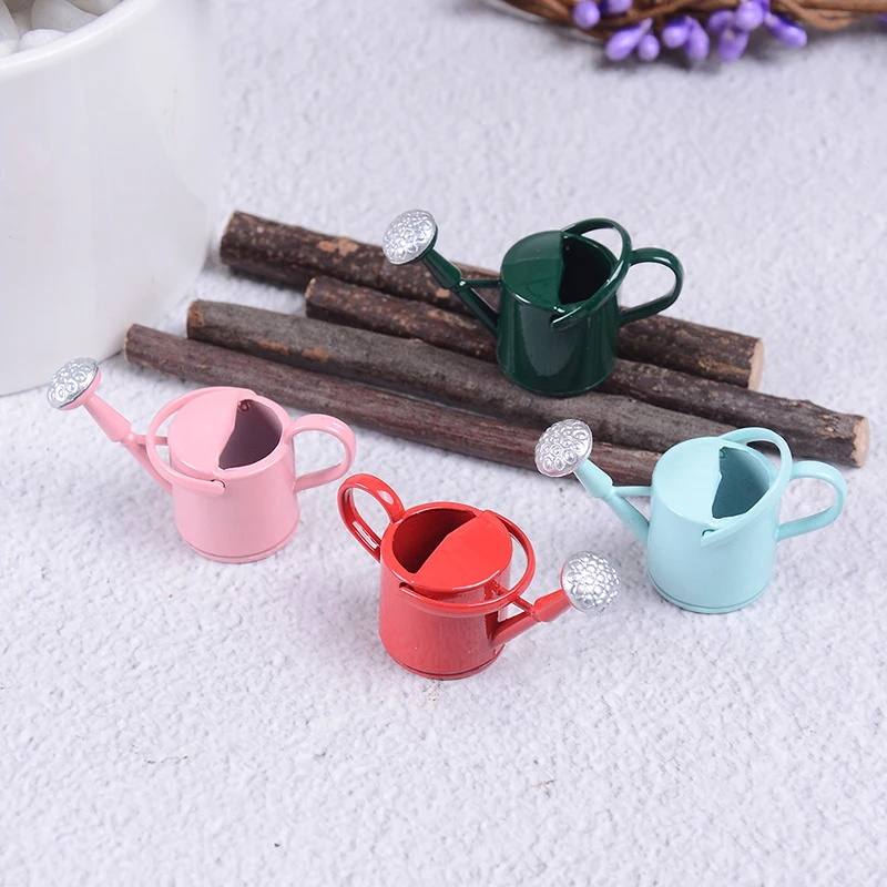 Mini regadera de Metal para jardín, decoración en miniatura para niños, muñecas, accesorios, casa de muñecas, muebles en miniatura, nuevo, 1/12