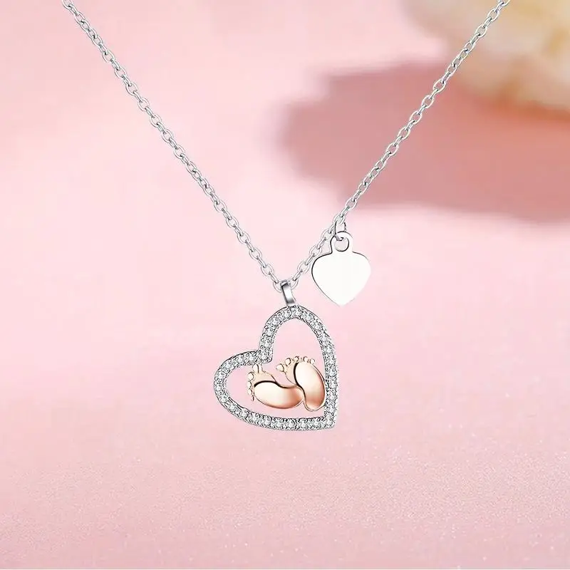 قلادة بدلاية على شكل قلب للأم ، عصرية ومبتكرة ، أنيقة ، إكسسوارات زخرفية ، هدية العيد ، عيد الأم