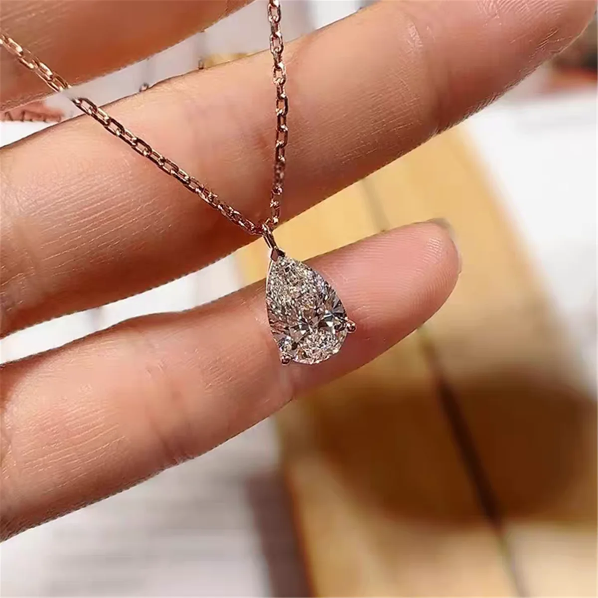 

18K gold solid genuine gold laboratory grown diamond teardrop-shaped pendant 5CT platinum IGI diamond necklace fine jewelry cust