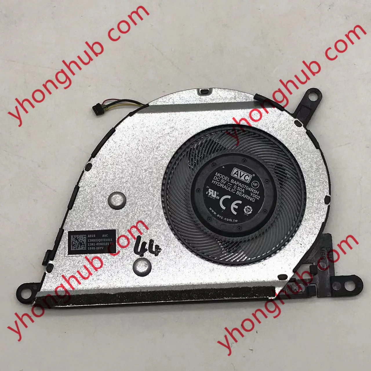 

AVC BAPA0704R5H Y002 13NB0JQ0T01011 13N1-60M0101 DC 5V 0.50A 4-wire Cooling Fan