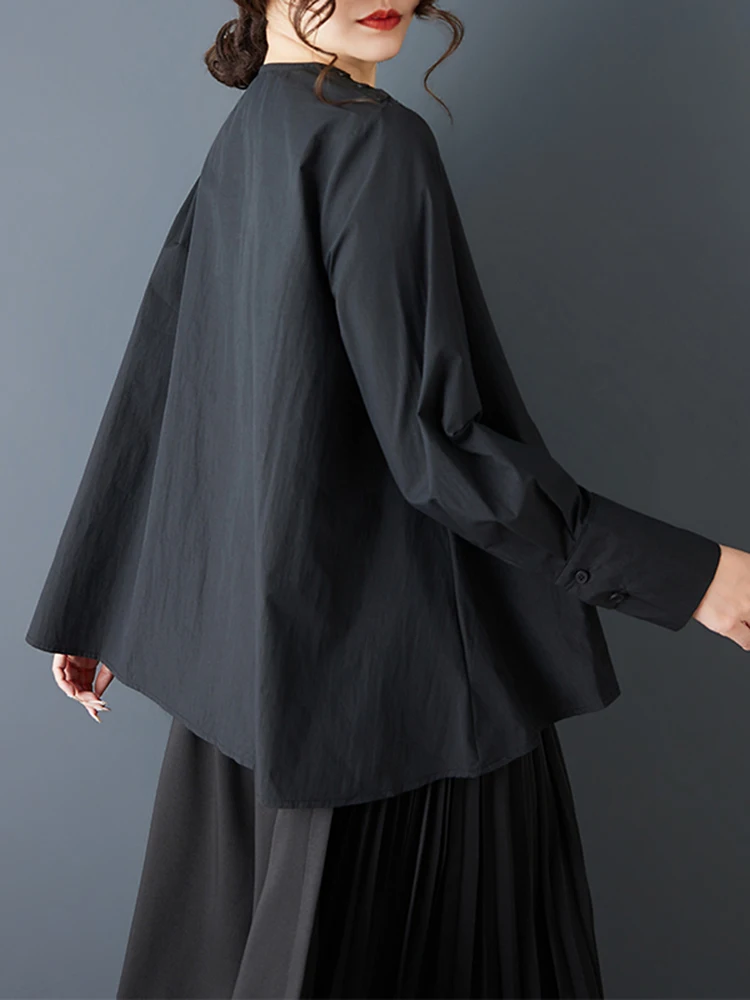 Irregular Pleated White Vintage Shirt Women Spring Autumn New Long Sleeve Loose Casual Blouse Top Fashion Clothing 2026 view 2