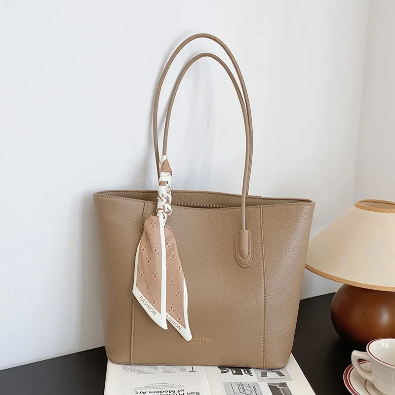 PU Solid Color 2024 High Quality Handbag Ribbon Zipper Trendy Fashion Shoulder Bag Large Capacity Soft Versatile Tote Bag