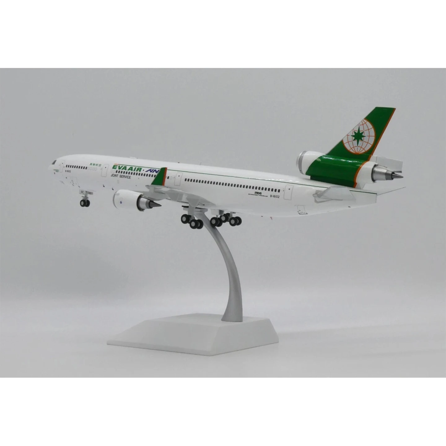JCXX20171 1/200 إيفا الهواء MD-11 نموذج طائرة B-16102 سبيكة نموذج طائرة