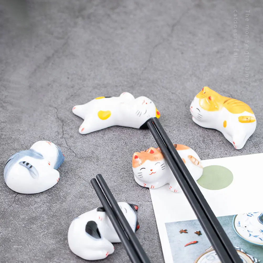 5Pcs Premium Ceramic Chopstick Rests Fortune Cat Design Elegant Dinner Table Decor Chopstick Holder Rack for Hotels Western