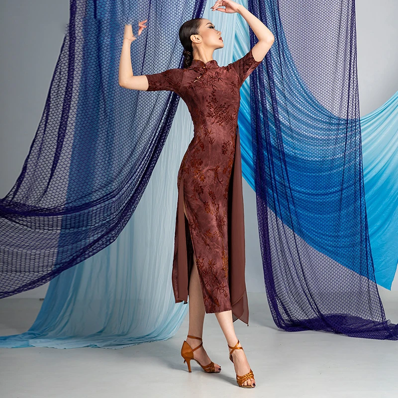 Abito da ballo latino estivo a maniche corte Donna Rumba Tango Sala da ballo Abiti da spettacolo di danza Abbigliamento da pratica latino per adulti DNV23448