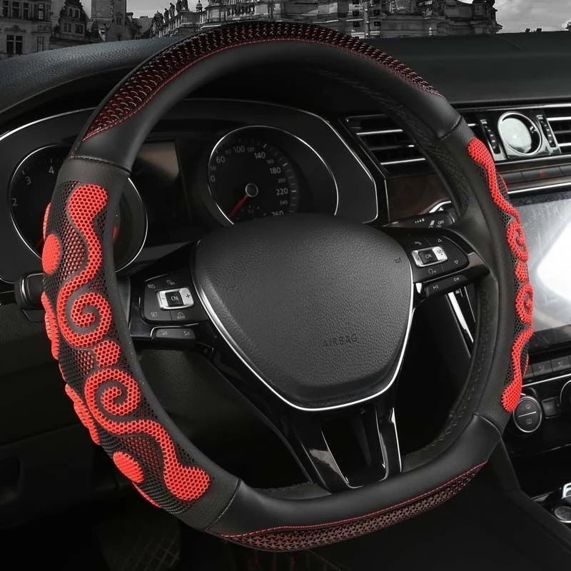 

Luxury car steering wheel cover is universal in all seasons, suitable for a variety of models