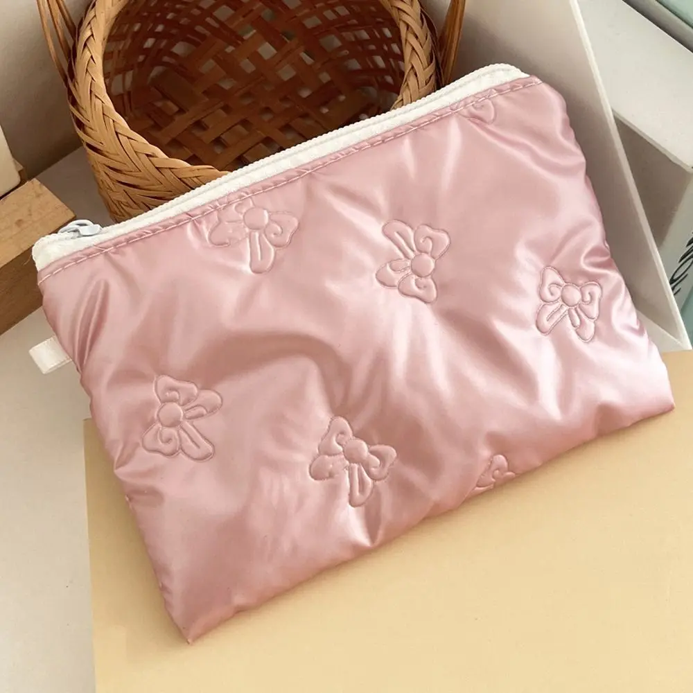 

Multi-purpose Bow Design Portable Storage Bag Zipper Button Pearl Pendant Sanitary Mat Bag Makeup Organizer Travel Essential