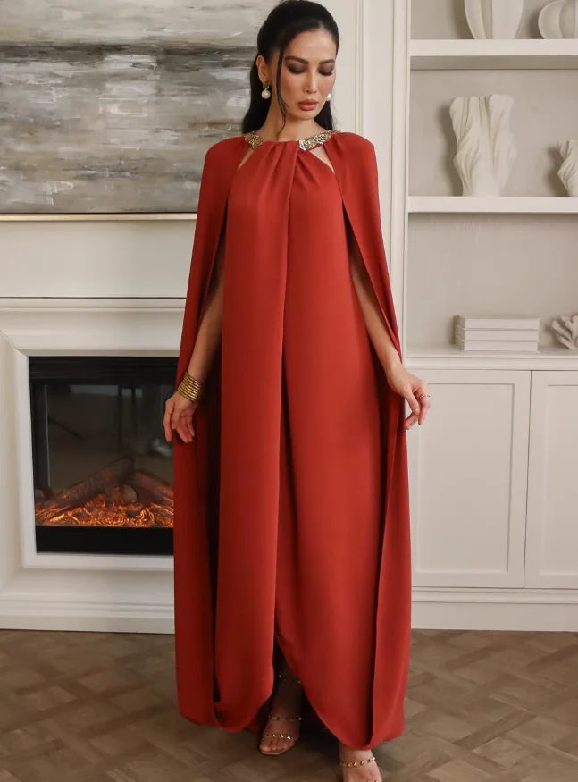 맞춤형 고품질 하이 칼라 바닥 길이 캡 슬리브 페르시 레드 이브닝 드레스 Vestidos Para Casamento Convidados