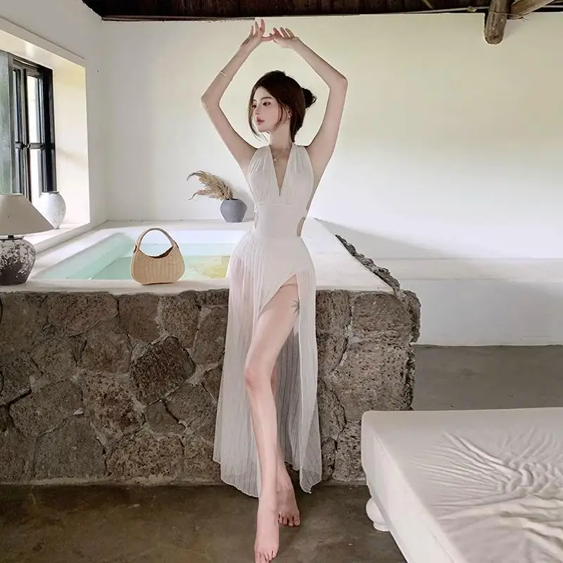 

2025 New Sexy Pure Desire Beach Vaion White High-End Feeling Hot Springs One-Piece Swimsuit Women's Beachwear Monokini