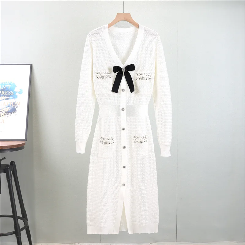 فساتين نسائية 2025 Sping V رقبة محبوكة ملابس ساخنة موضة كورية أنيقة حلوة كم طويل فساتين حياكة