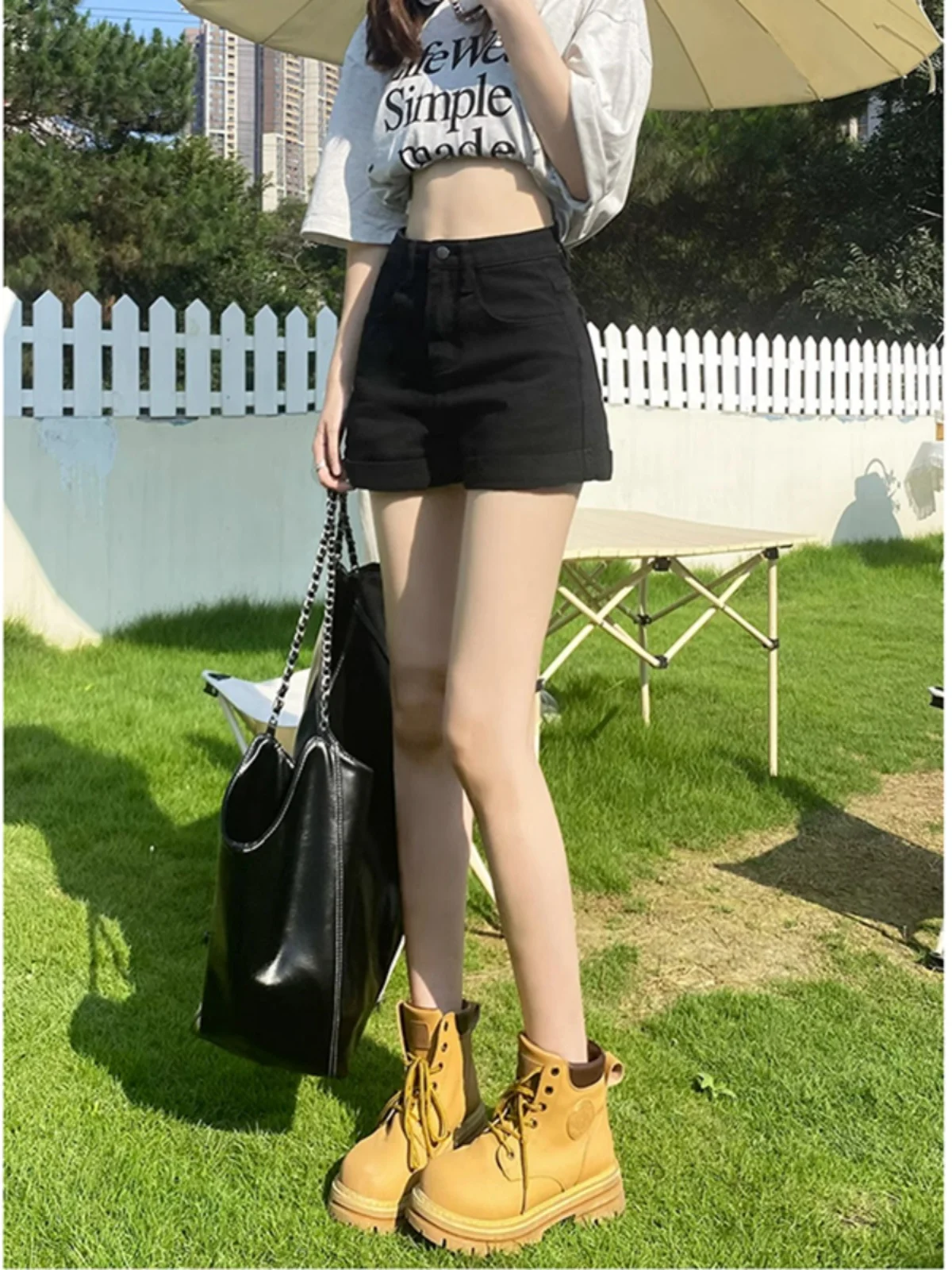 

High Waist Loose Fit Thin Denim Shorts for Women Summer Style A-Line Hot Pants Black Cuffed Jeans Short-Length Slimming Effect