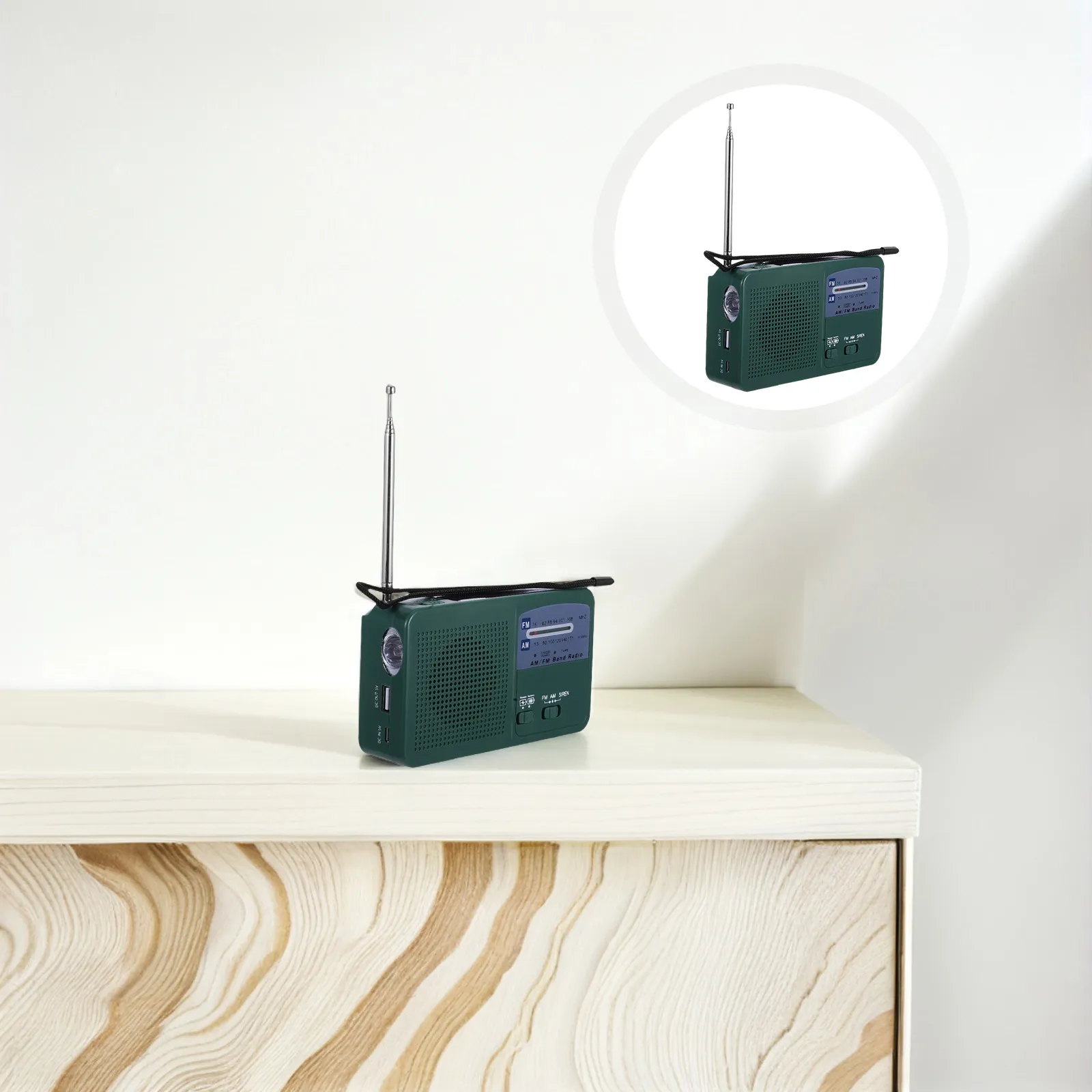 

Emergency Hand Crank Radio Solar Portable Hand Crank Charger Mini Emergency Weather Alert Radio Flashlight for Outdoor Survival