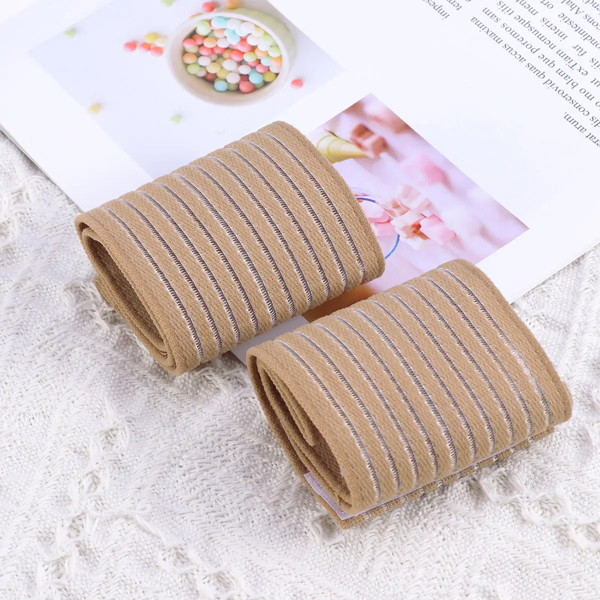 1Pair Adjustable Elastic Wrist Protector Padded Forearm Support for Sports Training Carpal Tunnel Tendonitis Sprain Strain