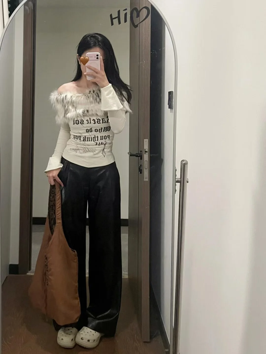 Hot Girl American Fur Collar One-shoulder Long-sleeved T-shirts Women's Spring and Autumn Printed Slim Waist Odd-shoulder Tops