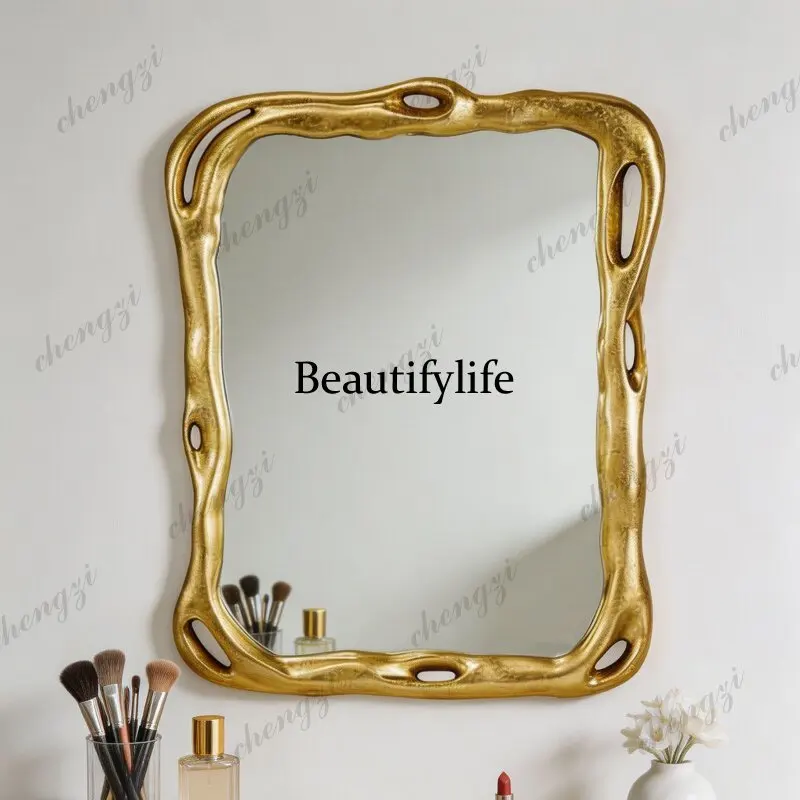 French retro art modeling wall-mounted makeup mirror high-end border bathroom toilet decorative mirror