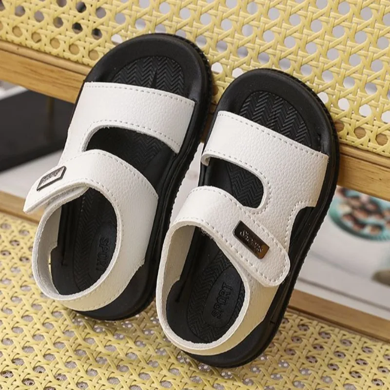 Boys' Quick-Dry Hook and Loop Sandals Stylish British Beach Shoes Super Soft Lightweight 2026 Summer New Fashion
