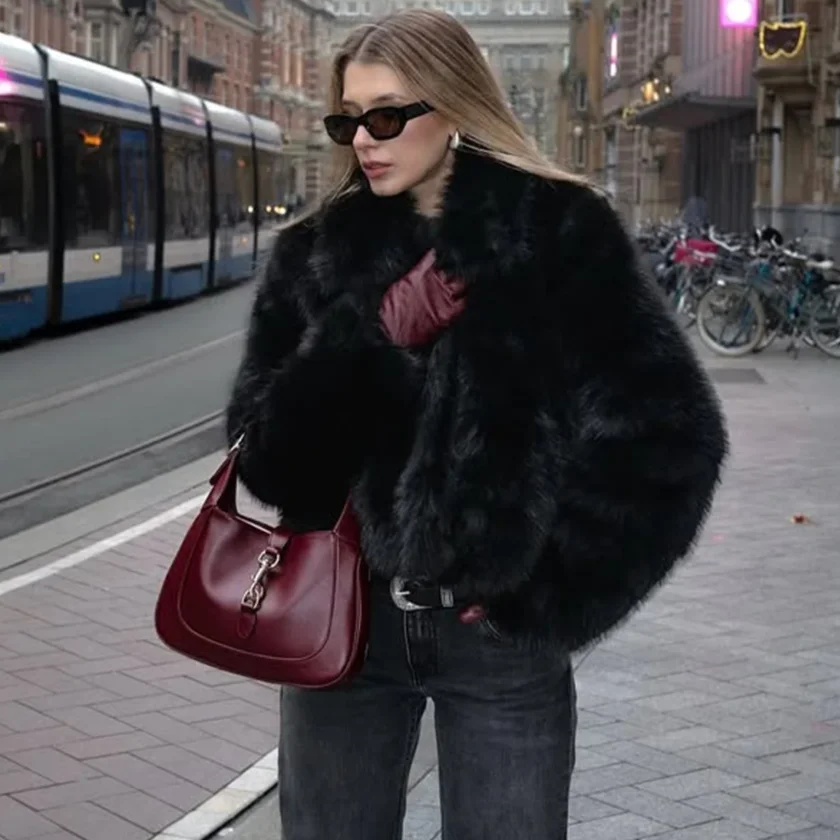 

KONDALA женское осенне-зимнее пальто из искусственного меха, куртка с большими лацканами, новинка 2025 года, модное элегантное уличное повседневное романтическое свободное пальто