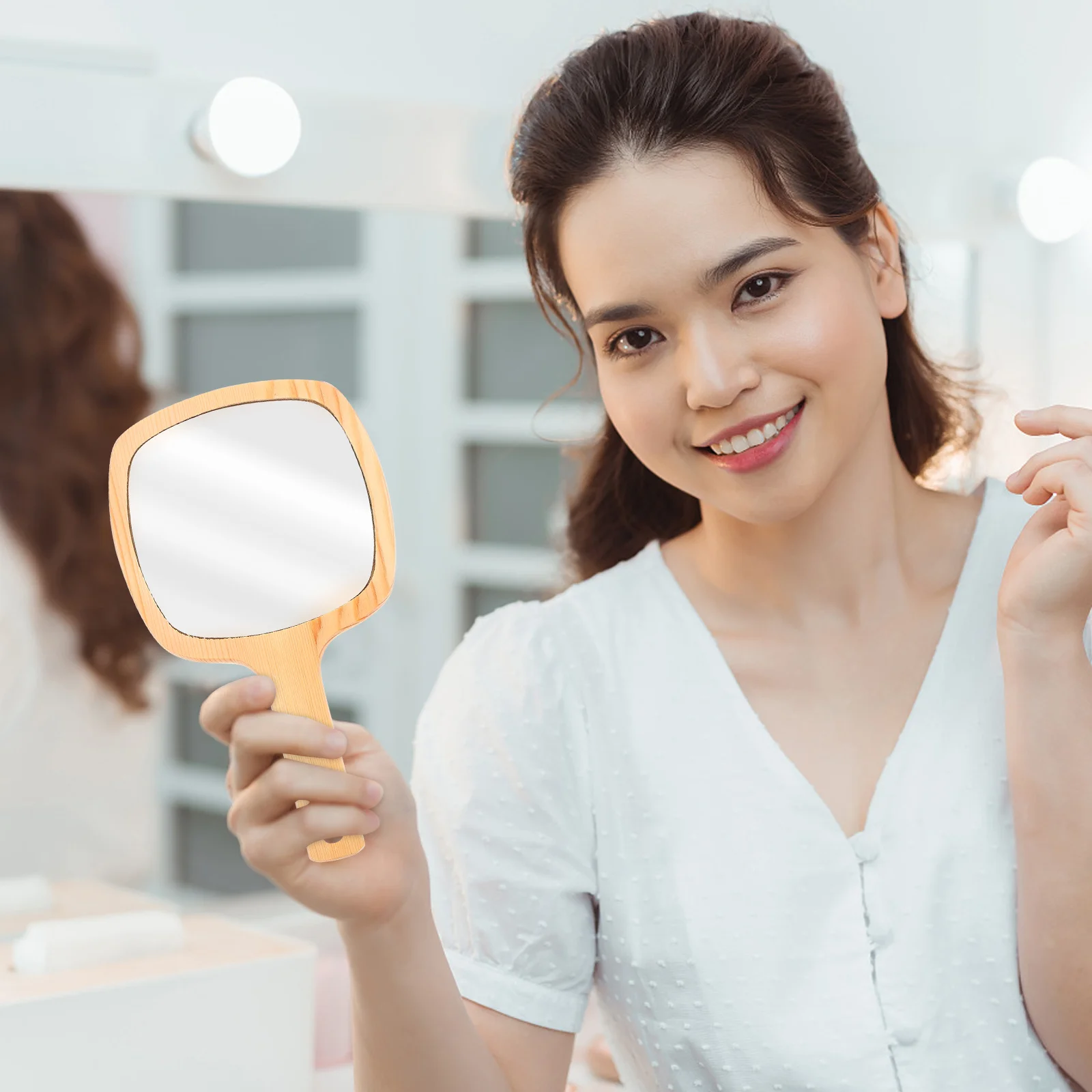 1 قطعة ماكياج المحمولة المدمجة السفر المحمولة مرآة التجميل للنساء خفيفة الوزن دائم واضح انعكاس أداة الغرور #2