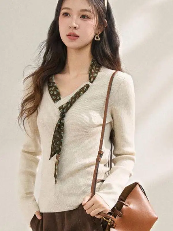 Green Floral Scarf Knitted Sweater Women's Short Design Sense Overhead Top Versatile Slimming Spring Autumn New Style