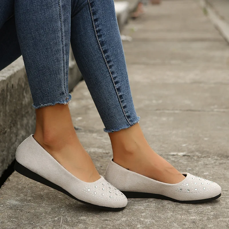 Nieuwe Vrouwen Bling Flats Effen Kleur Zwarte Flats Voor Vrouwen Slip Op Ondiep Comfort Opvouwbare Flats Voor Vrouwen Bruine Platte Hak Schoenen