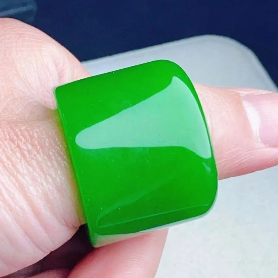 

Кольцо с зеленым нефритом класса А для мужчин и женщин