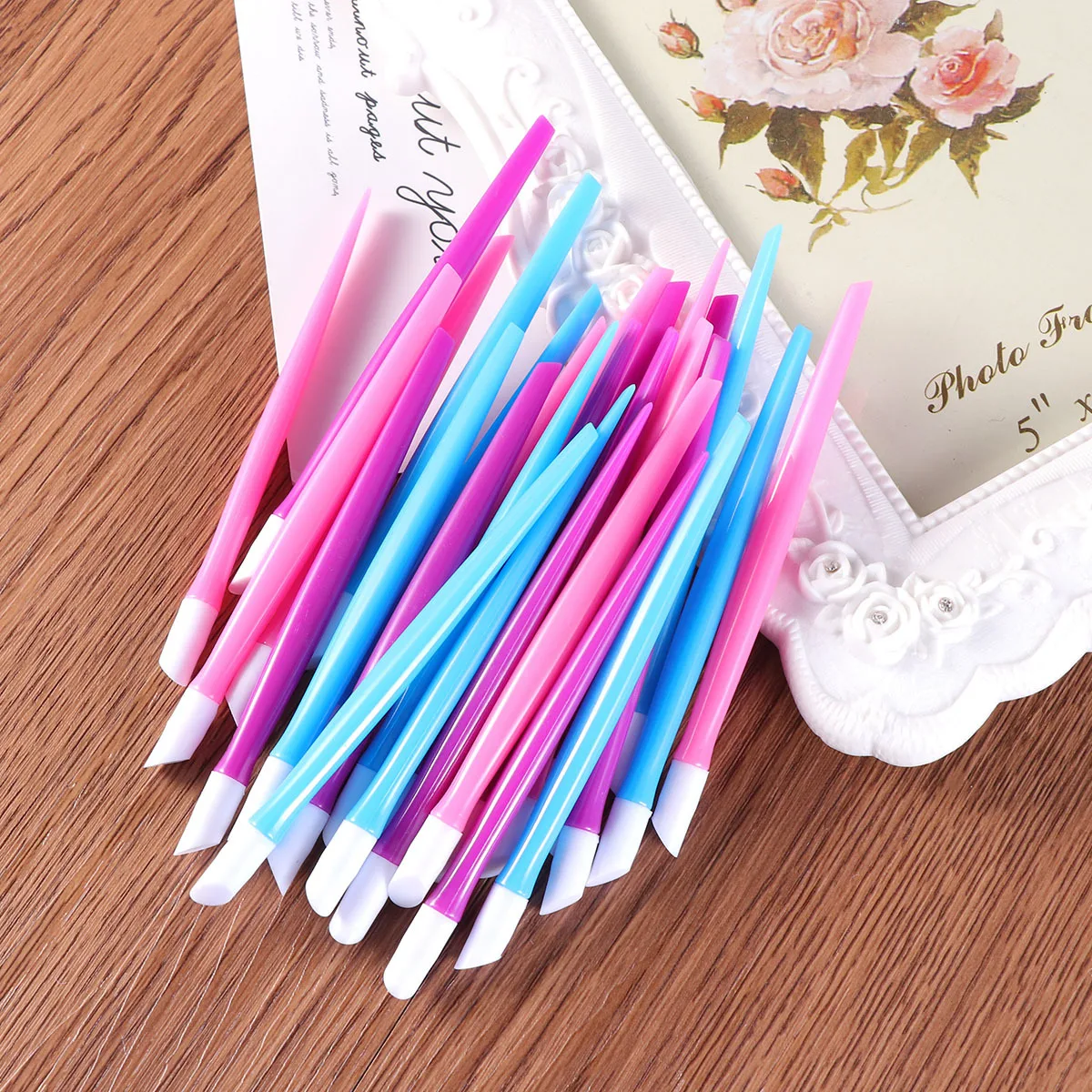 30 pcs Nail Cuticle Pusher Dead Skin Remover Tool Ergonomic Design For Manicure Polish Grind Cleaning Stick Nail Art Tools