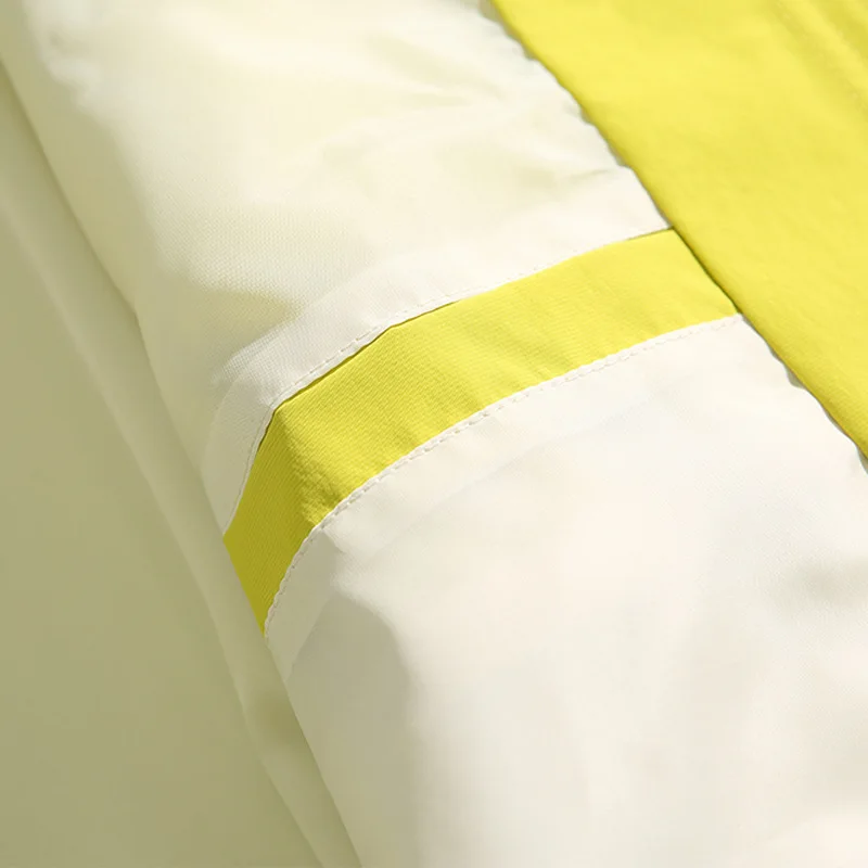 رجل الخريف معطف البضائع رسالة مطبوعة جيب سحاب أكمام طويلة الرجال مقنعين سترة موضة كبيرة الحجم الرياضة في الهواء الطلق الذكور ملابس خارجية