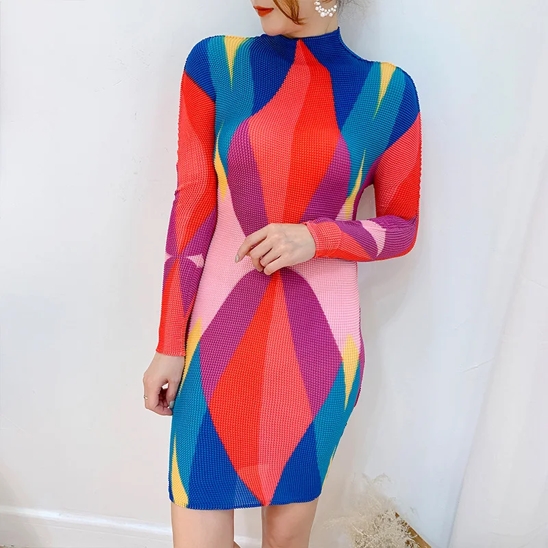 Miyake pleated color-blocking sex shape fashion dress 2022 summer new folda long-sleeved pislim-fitting female long tops dress