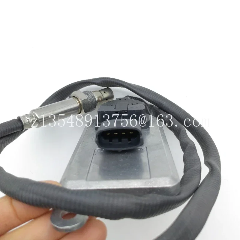 

new China heavy truck nitrogen oxide sensor flat four-needle nitrogen oxygen sensor A034X847 2894940 5 wk9 6675A