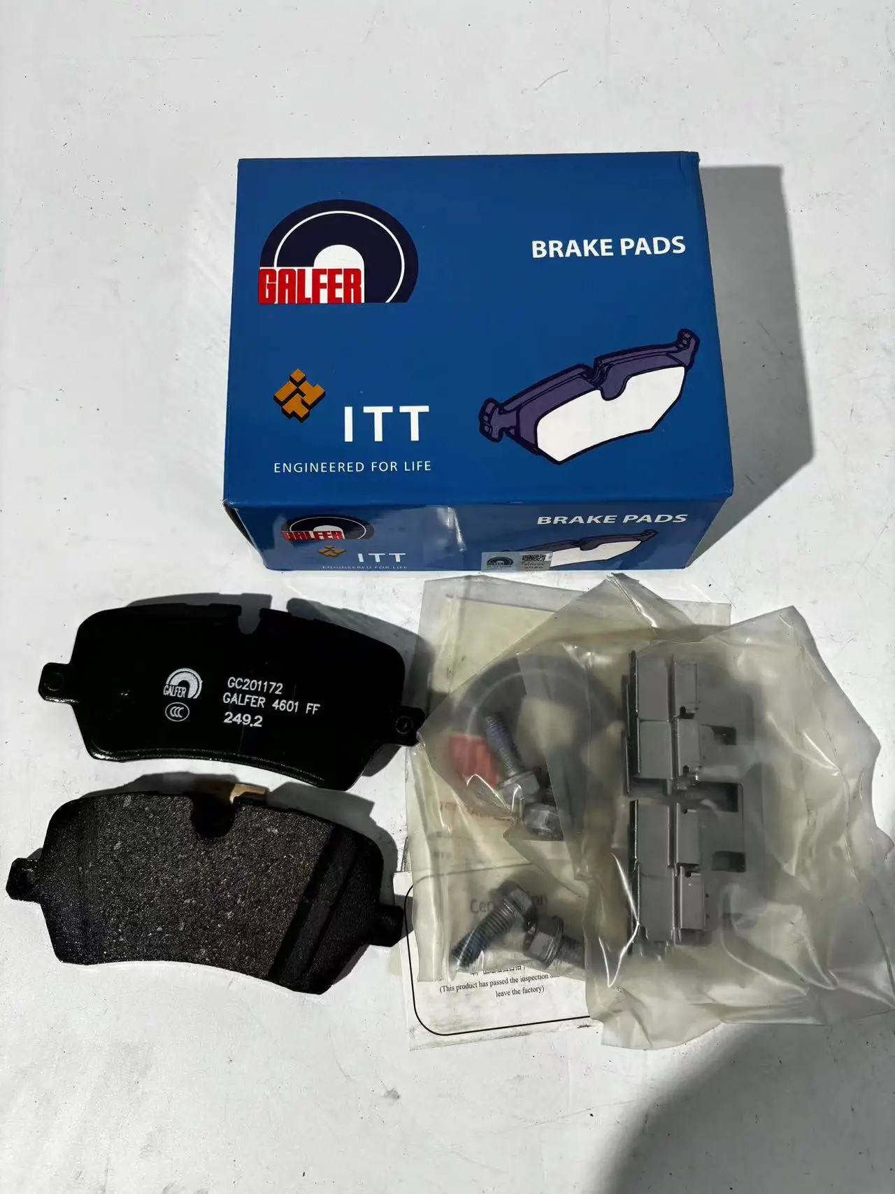 ITT GC201172 rear brake pads for original LR108260 rear wheel 4 pieces Land Rover Range Rover 2.0T/3.0T 2012