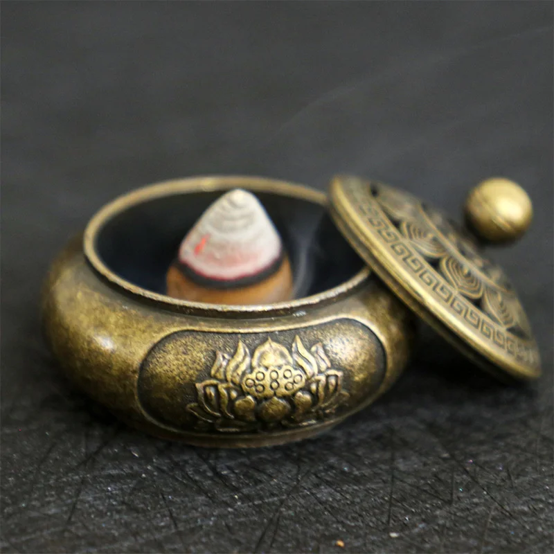 Antique Brass Pocket Lotus Jiuding Incense Burner Hollow Incense Mini Ornaments Chinese Ancient Tea Desk Decor