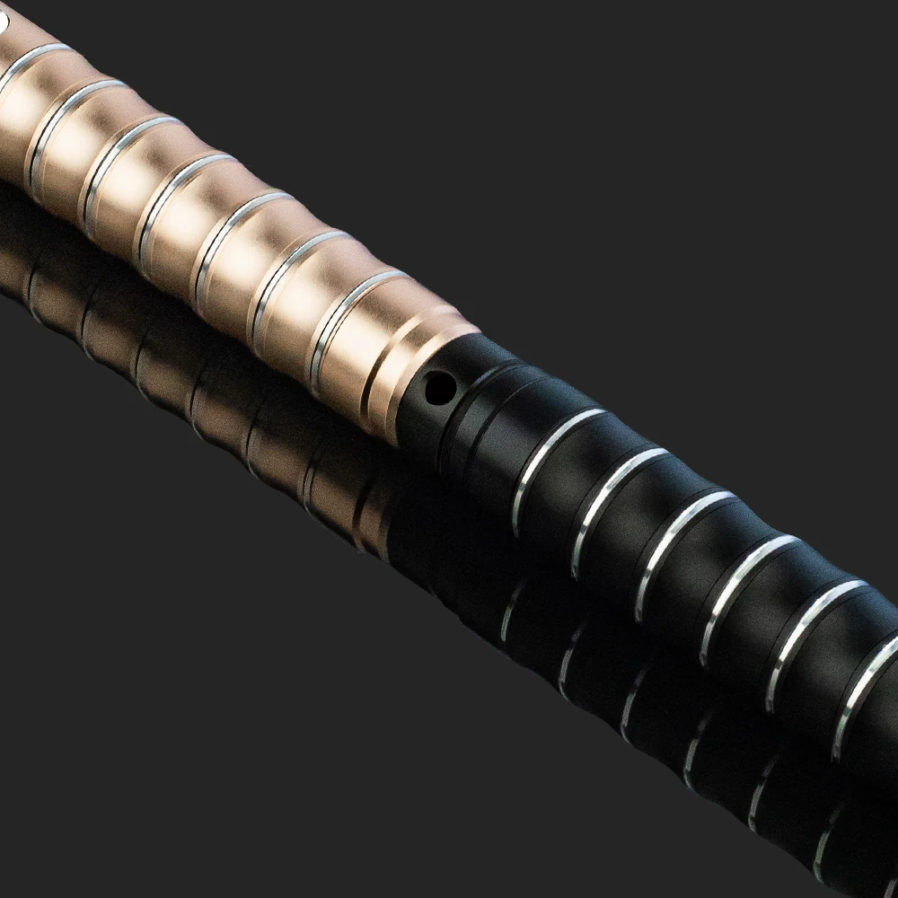 تضيء صابر 16 لون وأصوات RGB ضوء السيف مقبض معدني الليزر السيف اللعب ضوء وضع هادئ الأطفال تأثيري هدية الكريسماس