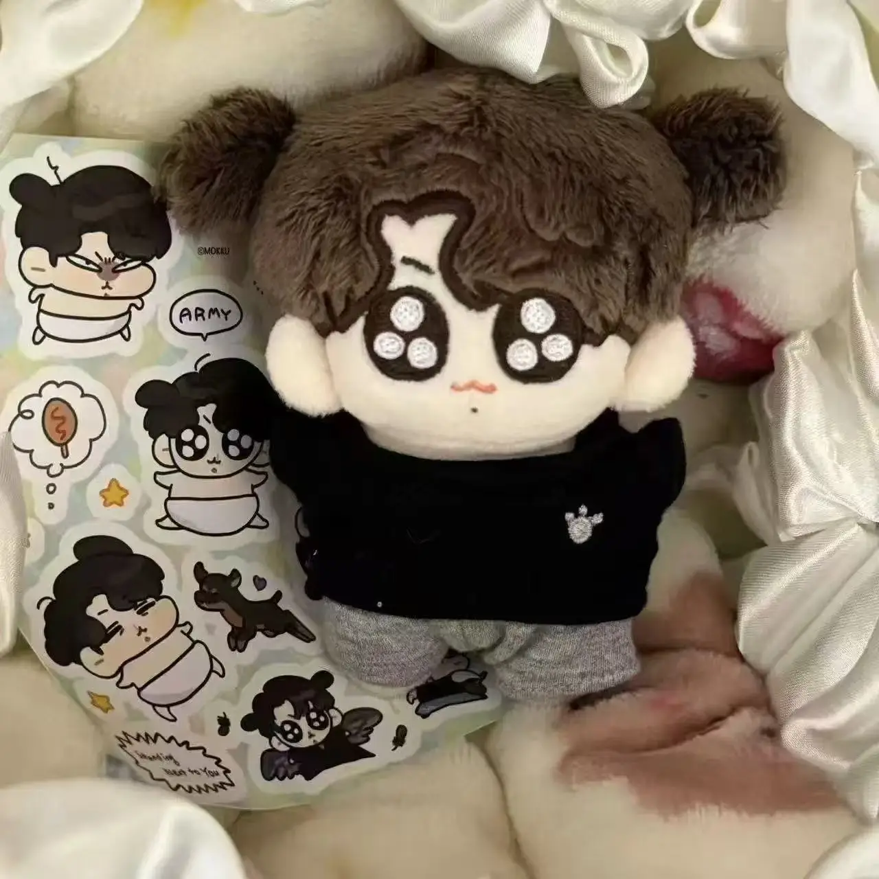 10 cm Jeon Jung Kook peluche poupée Bangtan garçons périphériques peluche étoile de mer corps en peluche jouets mignons doux habiller coton enfant cadeaux