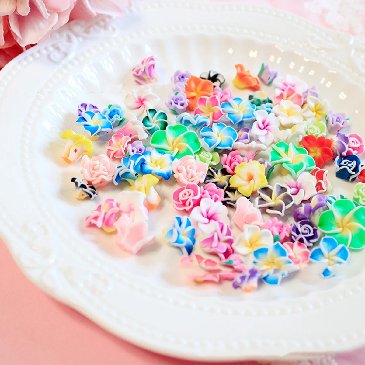 

50pcs Polymer Clay Flowers Soft Ceramic Material DIY Beads Spacer Plumeria Headdress Phone Case DecorHawaiian Style