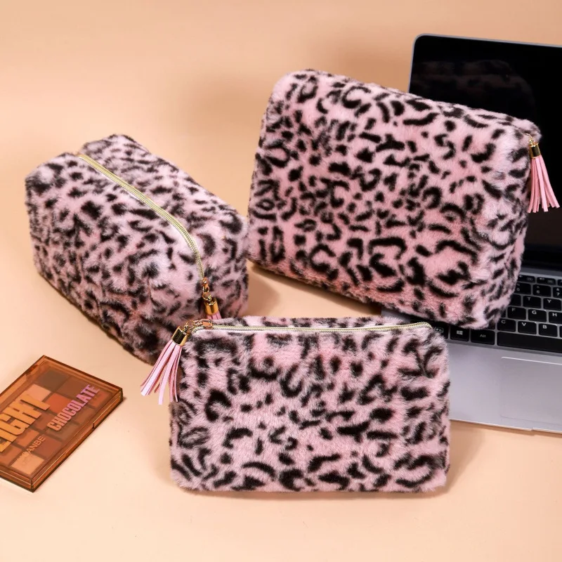 Leopard pleated cloud makeup bag made of soft fabric, large capacity portable travel storage bag