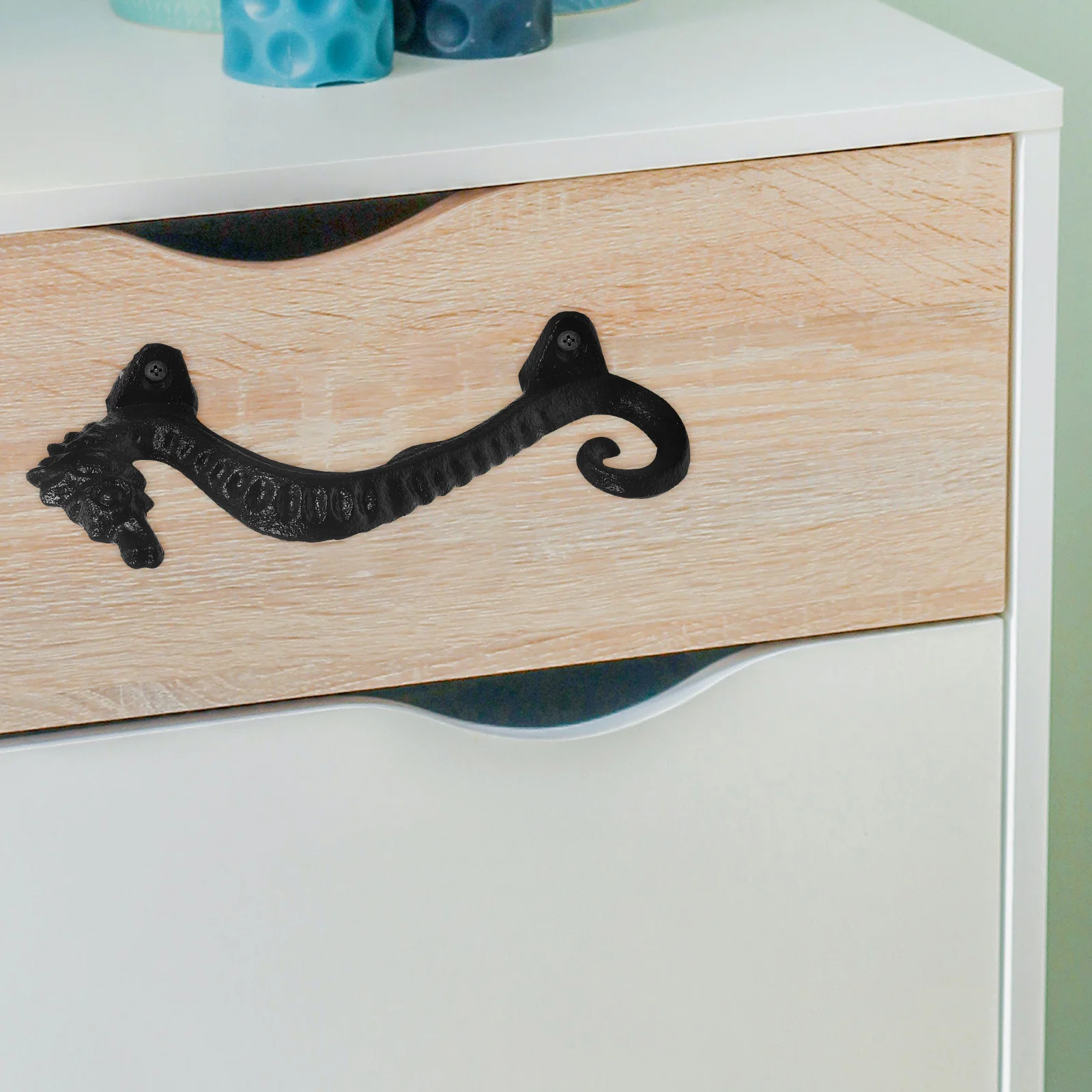 เหล็กหล่อ Seahorse Handle ลูกบิดประตูตู้โลหะจับเฟอร์นิเจอร์ดึงดึงสําหรับ Dresser Grips