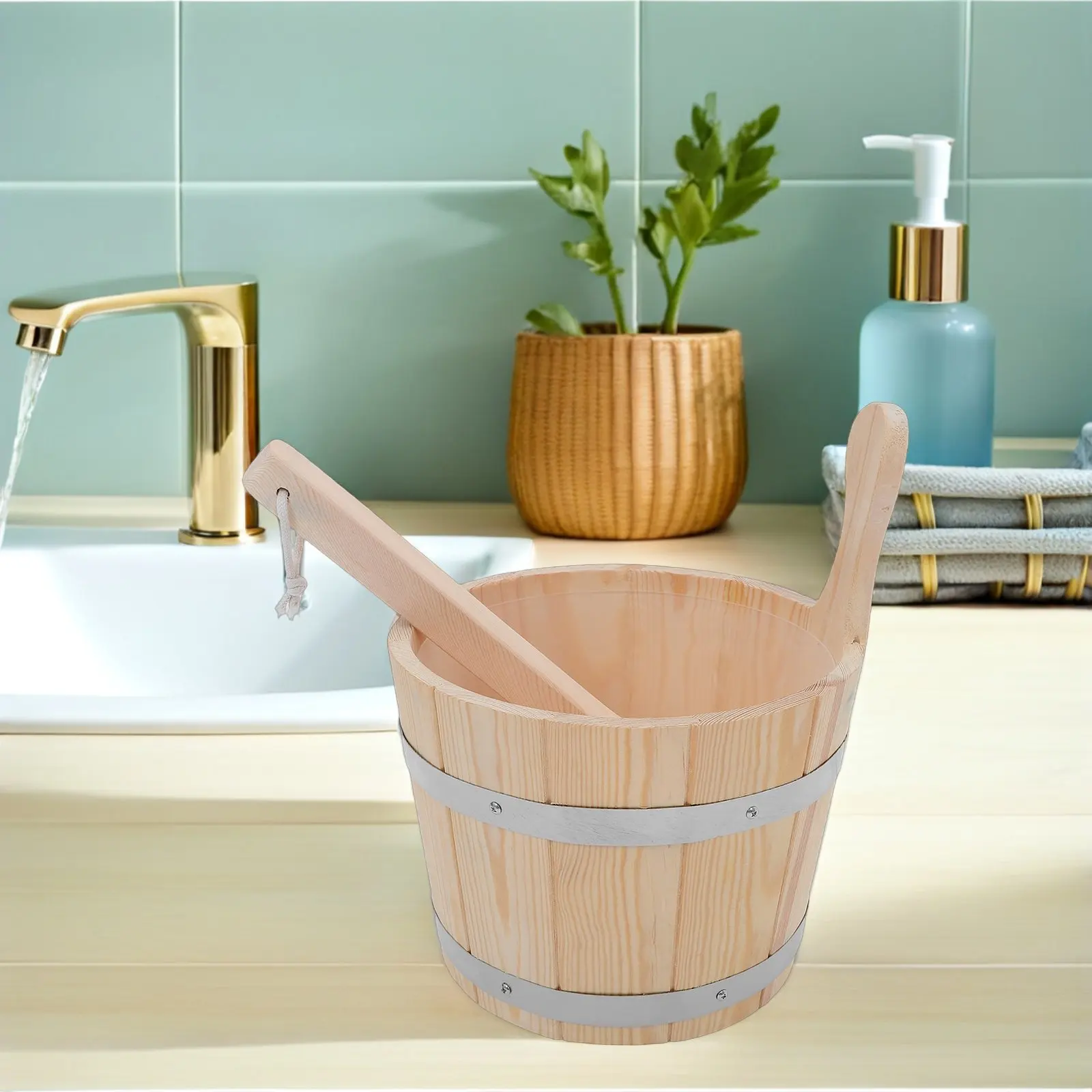 

Набор: 5-литровое деревянное ведро для сауны и черпак ручной работы для купания, сада, использования в помещении и на улице