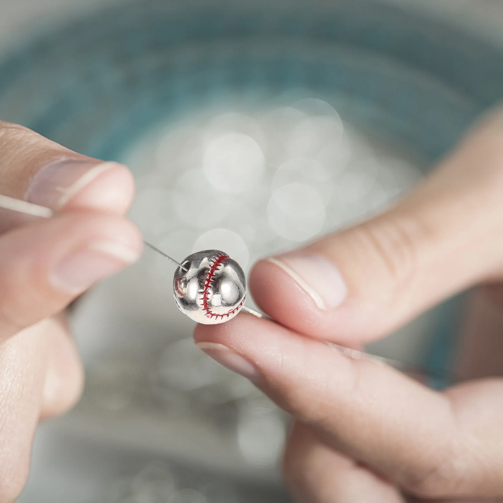 

2Pcs Copper Beads Charms Ball Lightweight DIY Jewelry Making Spacer Loose Beads Necklace Bracelet Supplies DIY Jewelry Materials