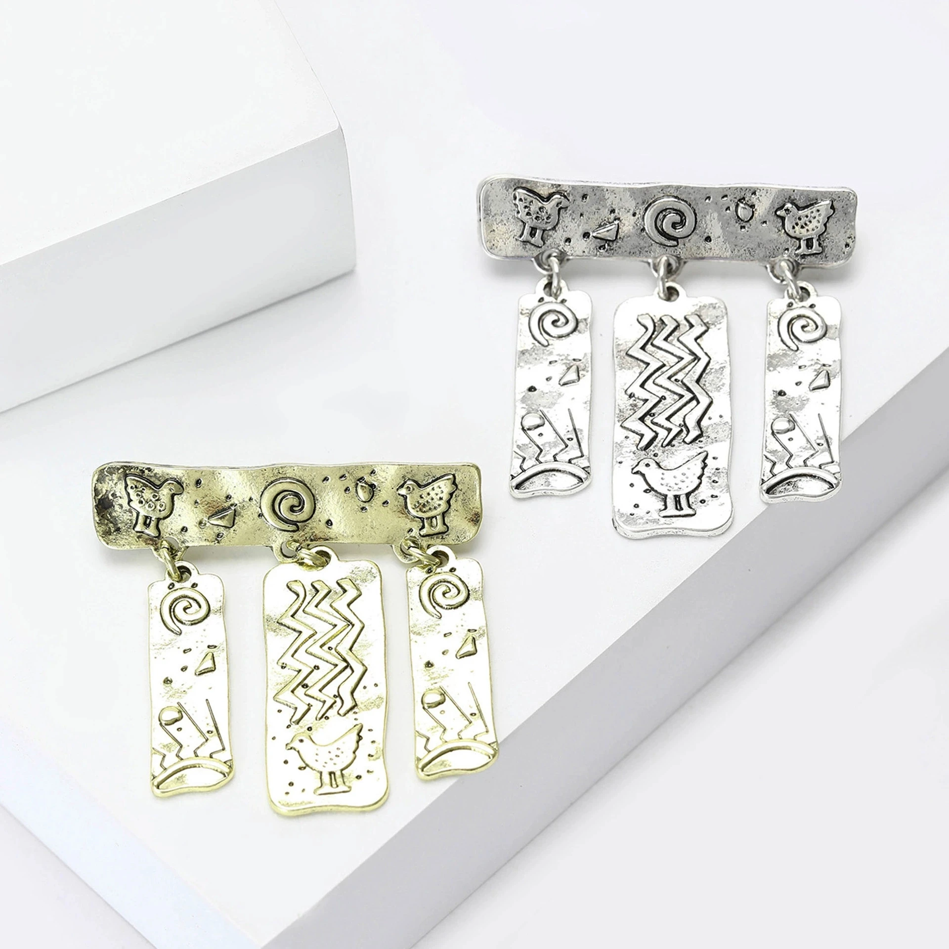 الإبداعية سبائك المينا الرجعية الطوطم شنق العلامة لونين دبابيس للنساء للجنسين أنيقة الكمال صديق الهدايا مجوهرات اكسسوارات