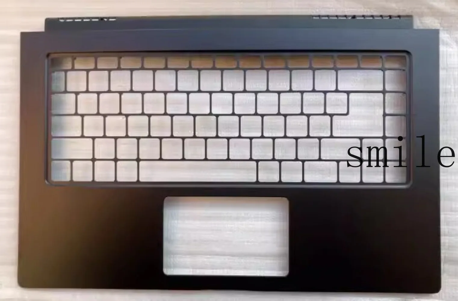 

Черный корпус (C-Shell) для MSI Modern 15 M15 MS-1551 (пальмрест)