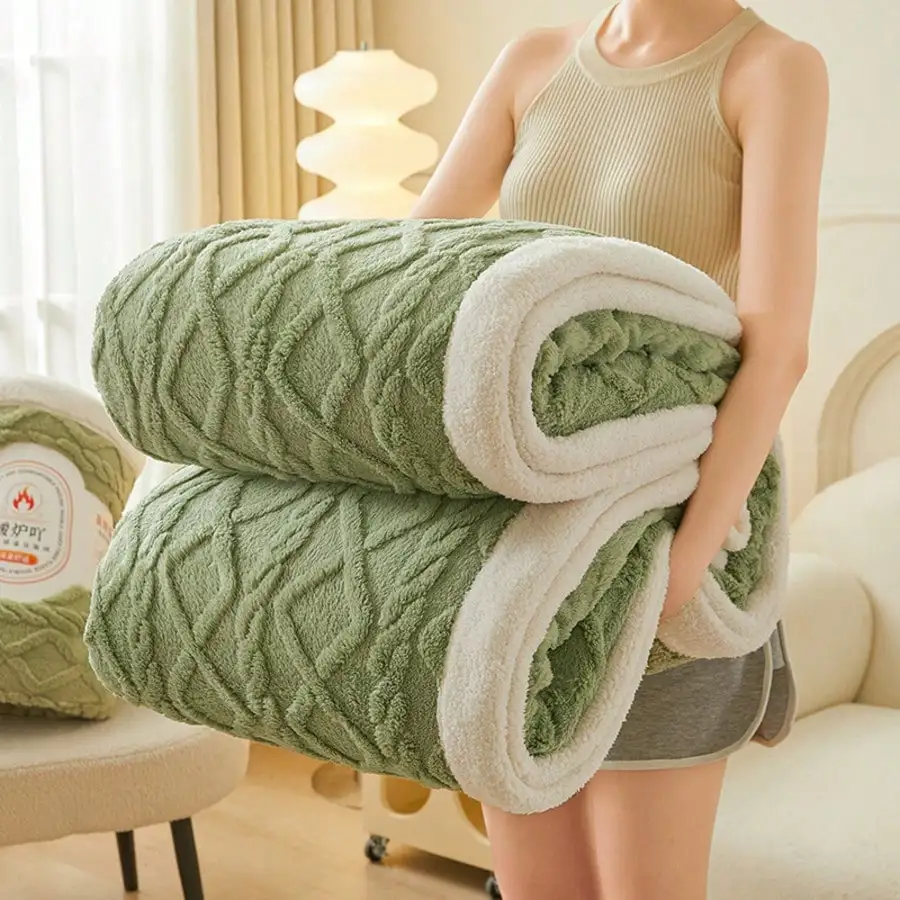 JULY 1pc Ultra Soft Green Thick Flannel Throw Blanket, 380 GSM, Warm And Weighted Blanket For Bedroom, Sofa, Office, Gentle Blan