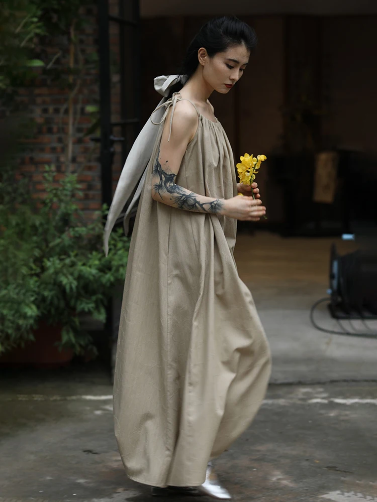 

Ele Woolen T Dr by SayFir Double-Sided Wear mat Luxury Hidden Pattern Long Sve A-Line Gown for Commute