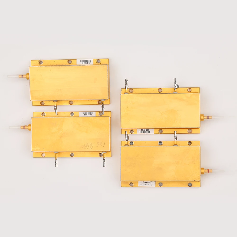 مصدر ليزر مستعمل مصدر مضخة ليزر 1000 واط ليزر ديود كامل الطاقة Raycus MAX جهاز تحويل كهروضوئي 0.5 متر ألياف بصرية