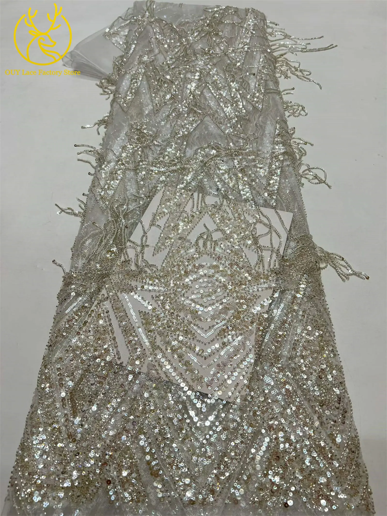 Luxuriöse französische goldene 3D-Hängeperlen-Spitze, hochwertiger afrikanischer Tüll-Pailletten-Spitzenstoff für nigerianische Hochzeitskleider zum Nähen – Detail 4