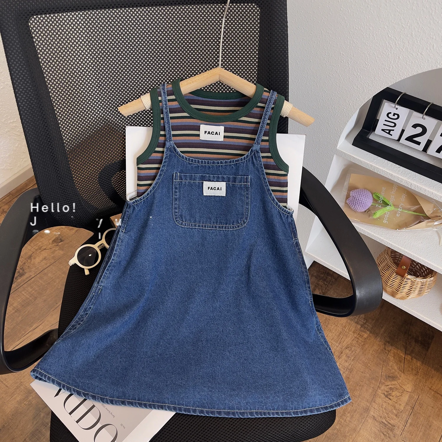 

Summer 2023 Girls Korean Sle Denim Strap Dr Set Baby Svel Stripe Vest Two Piece Trendy Faion Sun Protection Wear