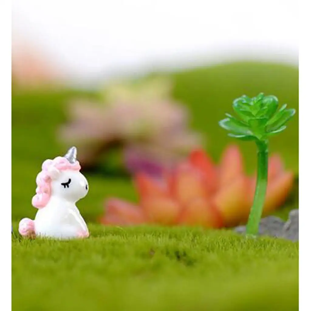 Unicorn Mini Statue Resin Fairy Garden Decoration Kit Dollhouse Figurine Ornament for Children and Adults